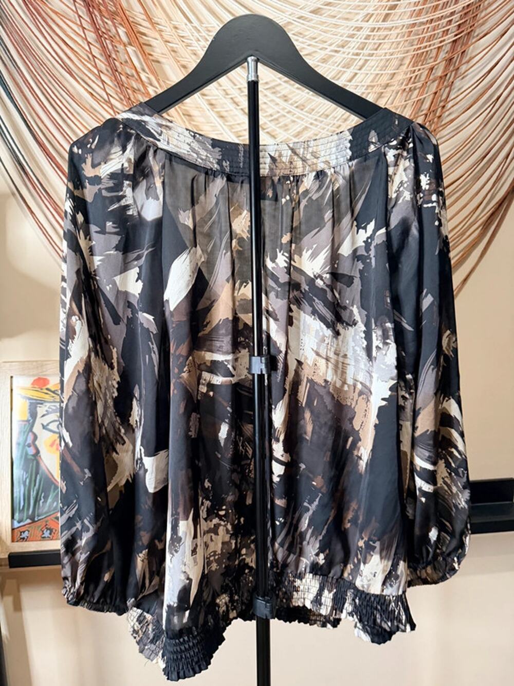 3 for $9 Covington black white gray V-neck blouse XL EUC 2175